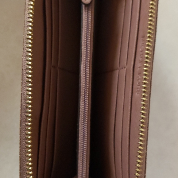 Mk wallet - Picture 3 of 3